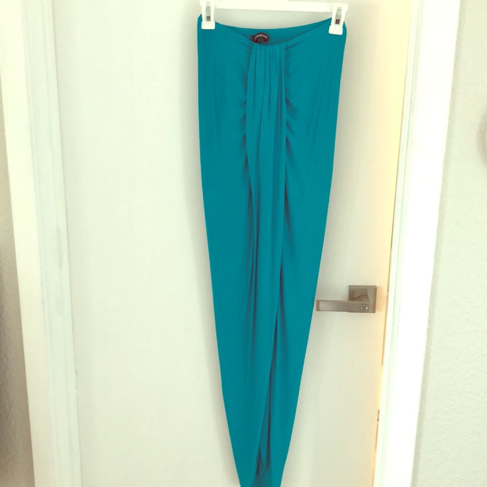 Bebe Turquoise Maxi Skirt. Size XS